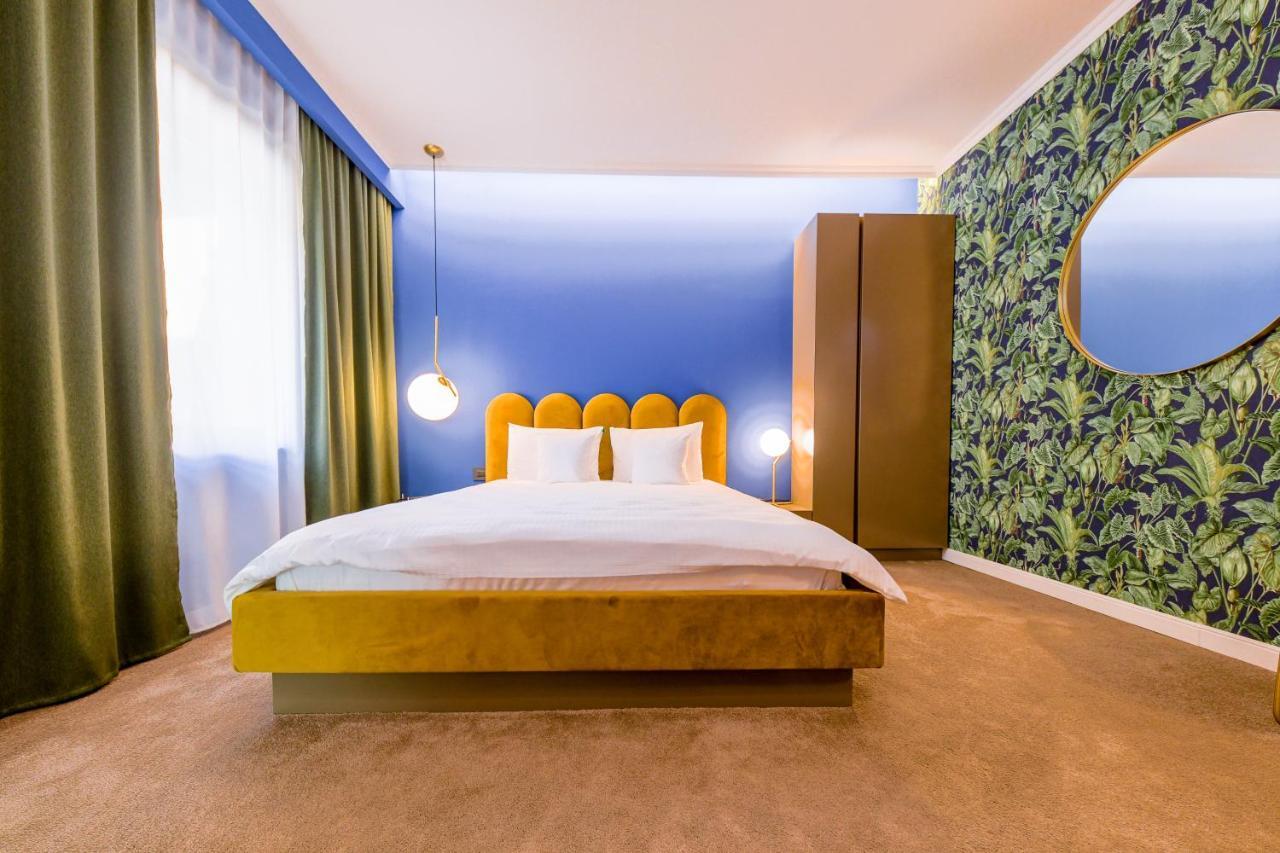 Designer Apartment In The City Center Клуж-Напока Екстериор снимка